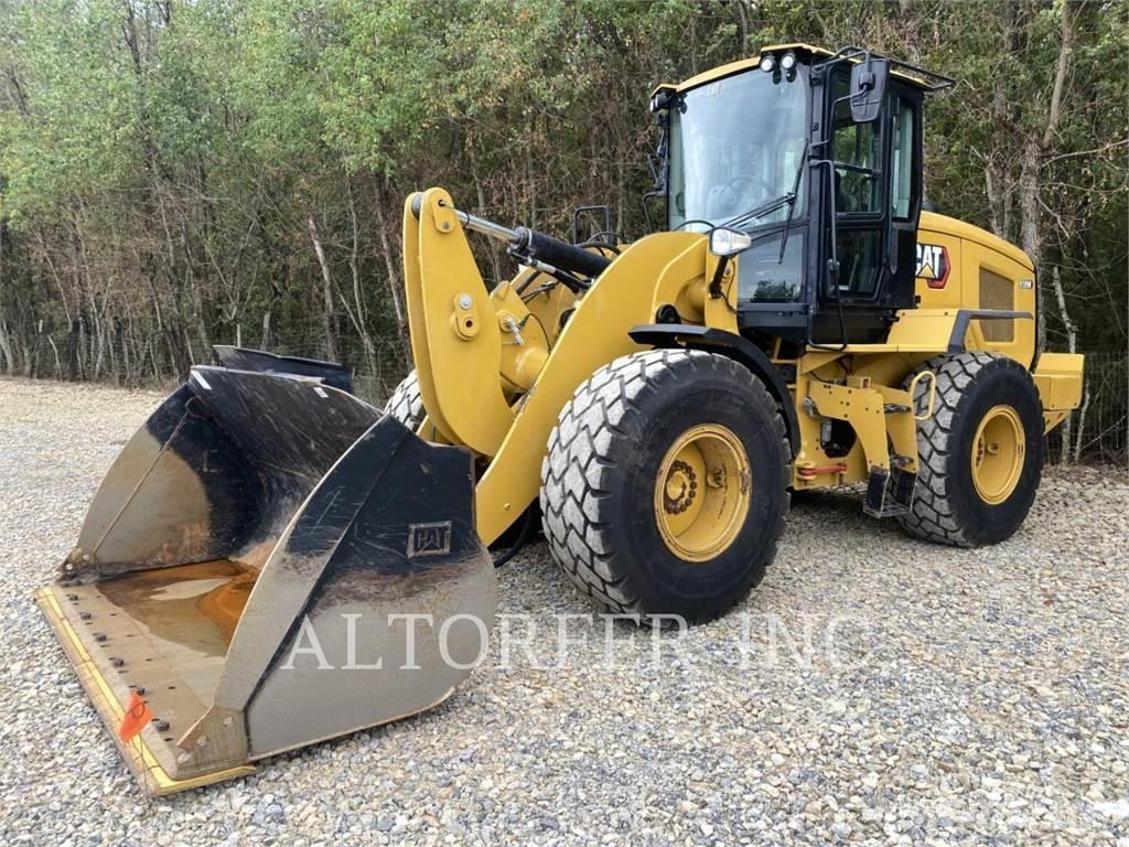 CAT 930M Pásové dozery
