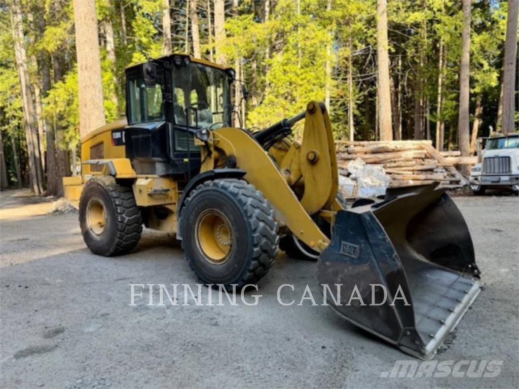 CAT 930M Kolové nakladače