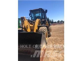 CAT 938 Kolové nakladače