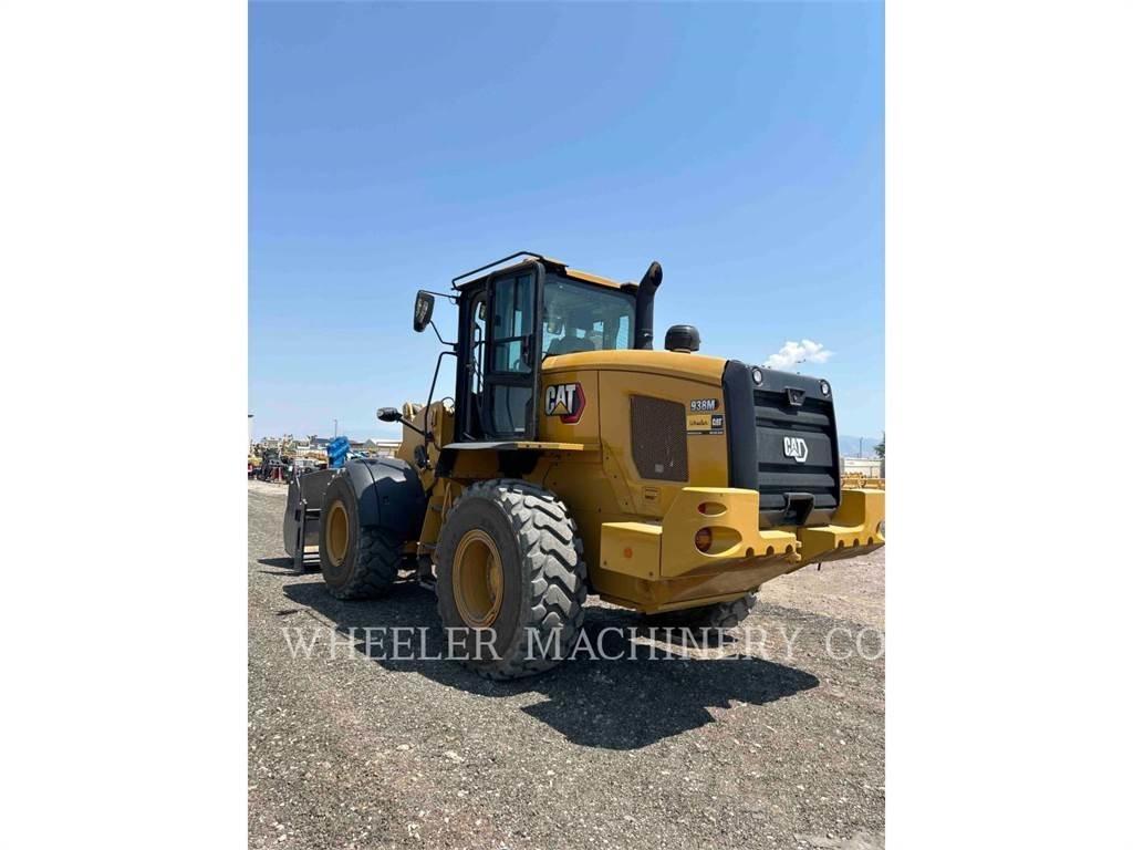 CAT 938 Kolové nakladače