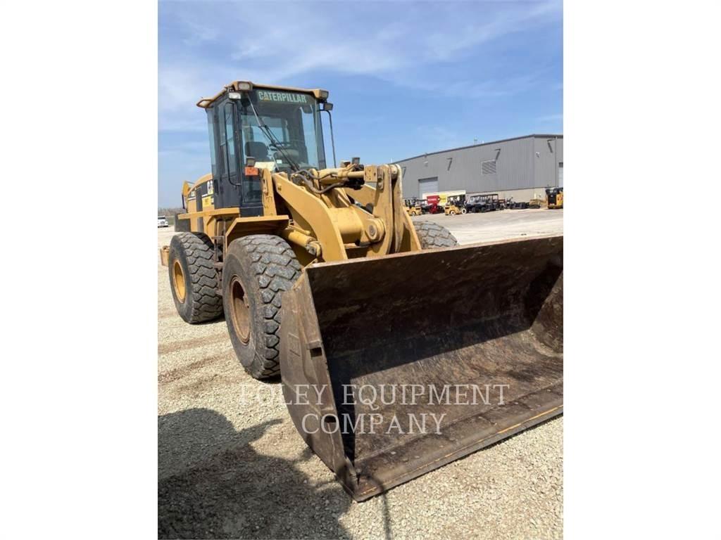 CAT 938G Kolové nakladače