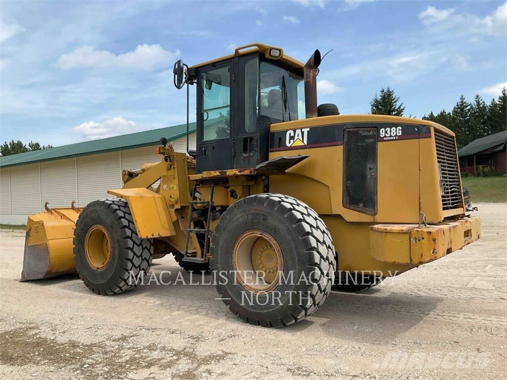 CAT 938G Kolové nakladače