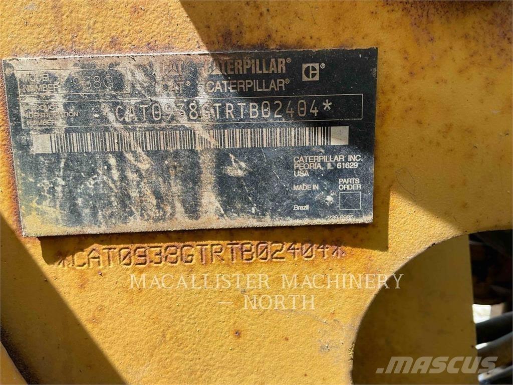 CAT 938G Kolové nakladače