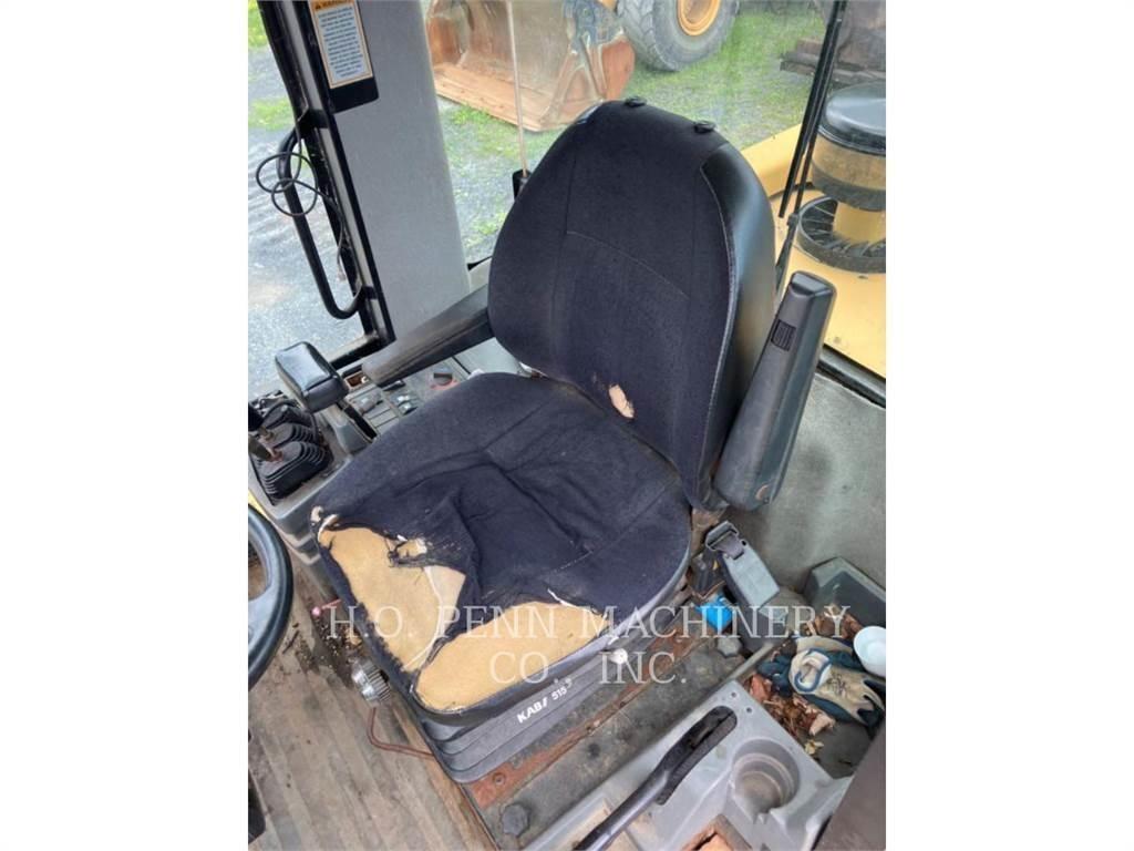 CAT 938GII Kolové nakladače