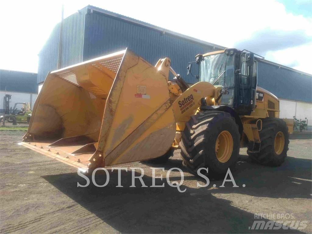 CAT 938K Kolové nakladače