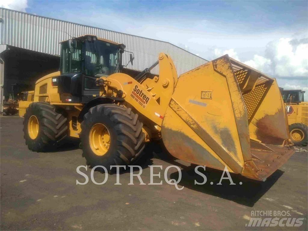 CAT 938K Kolové nakladače