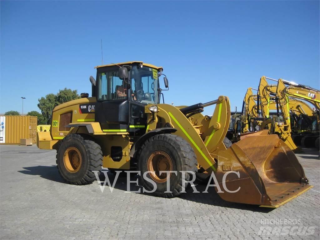 CAT 938K Kolové nakladače