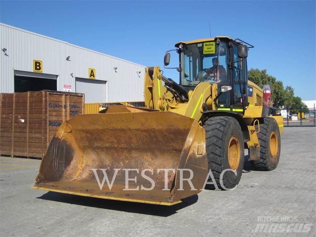 CAT 938K Kolové nakladače