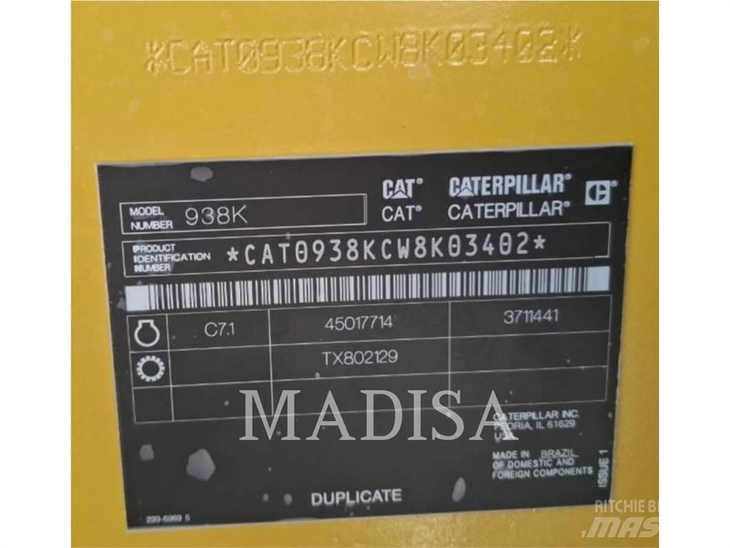 CAT 938K Kolové nakladače