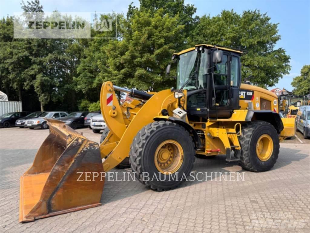 CAT 938K Kolové nakladače