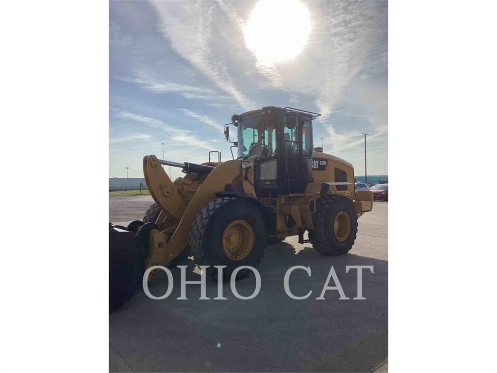 CAT 938M Kolové nakladače