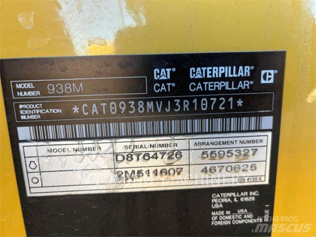 CAT 938M Kolové nakladače
