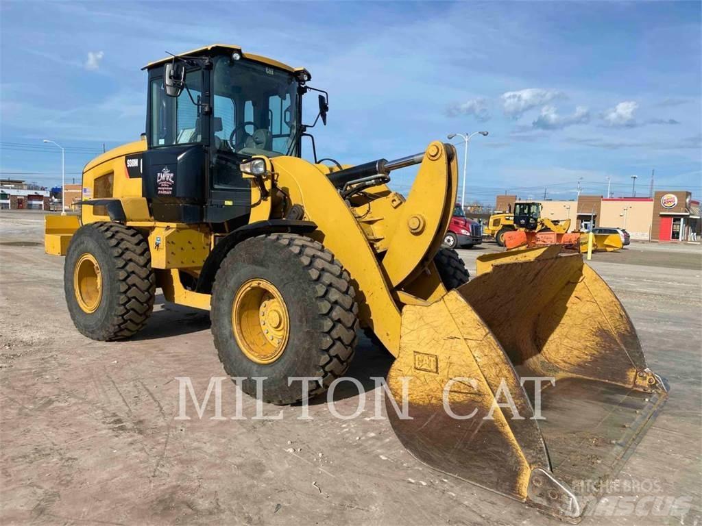 CAT 938M Kolové nakladače
