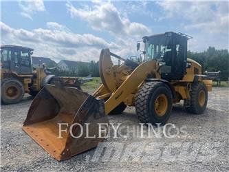 CAT 938M Kolové nakladače