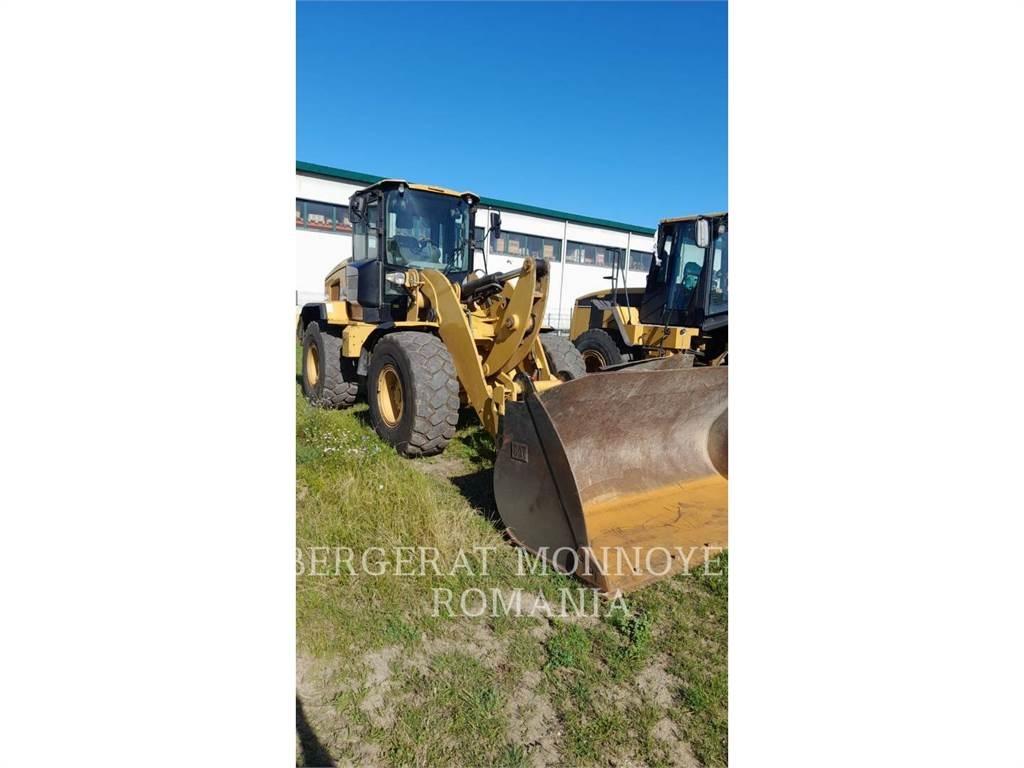 CAT 938M Kolové nakladače