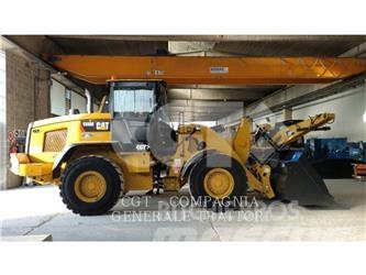 CAT 938M Kolové nakladače