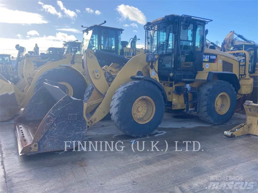 CAT 938M Kolové nakladače