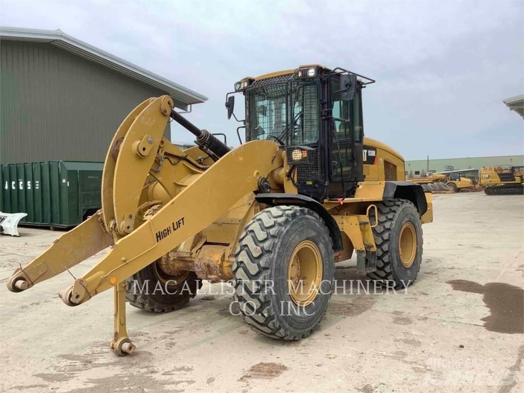 CAT 938M Kolové nakladače