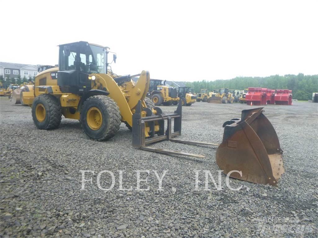 CAT 938M Kolové nakladače