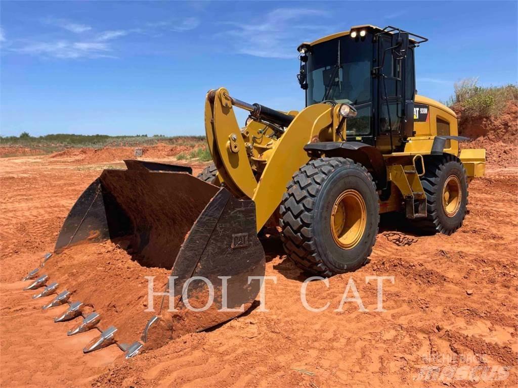 CAT 938M Kolové nakladače