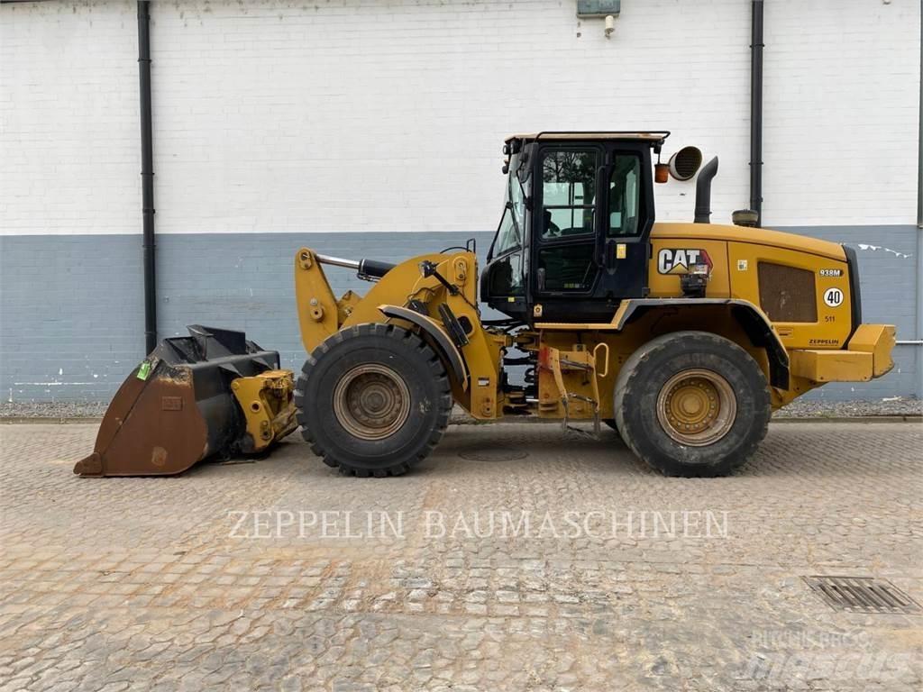 CAT 938M Kolové nakladače