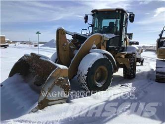 CAT 938M Kolové nakladače