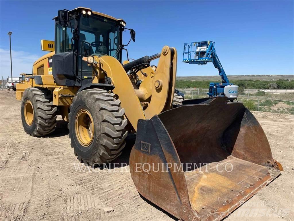 CAT 938M FC Kolové nakladače