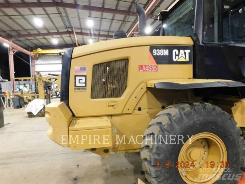 CAT 938M FC Kolové nakladače