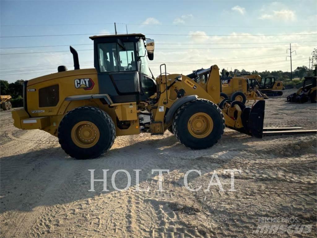 CAT 938M QC Kolové nakladače
