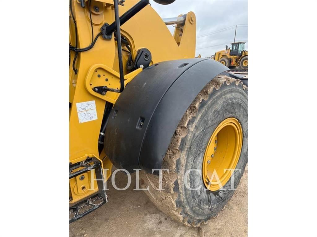 CAT 938M QC Kolové nakladače