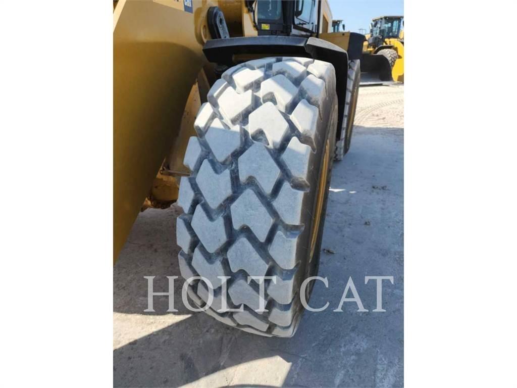 CAT 938M QC Kolové nakladače