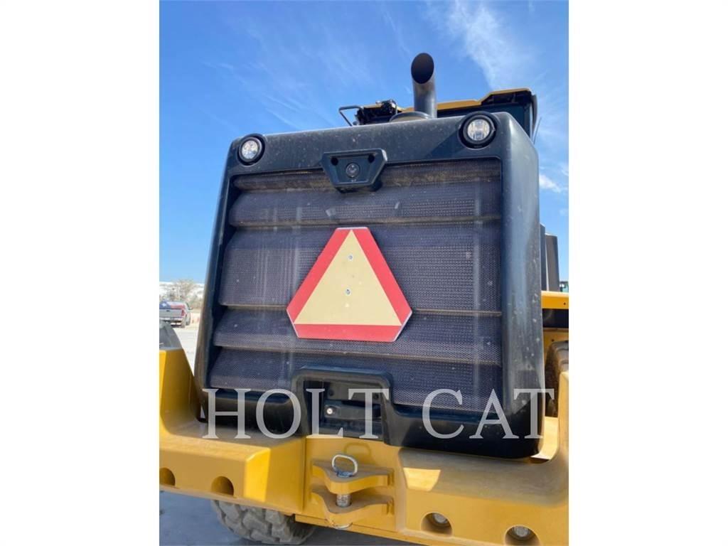 CAT 938M QC Kolové nakladače