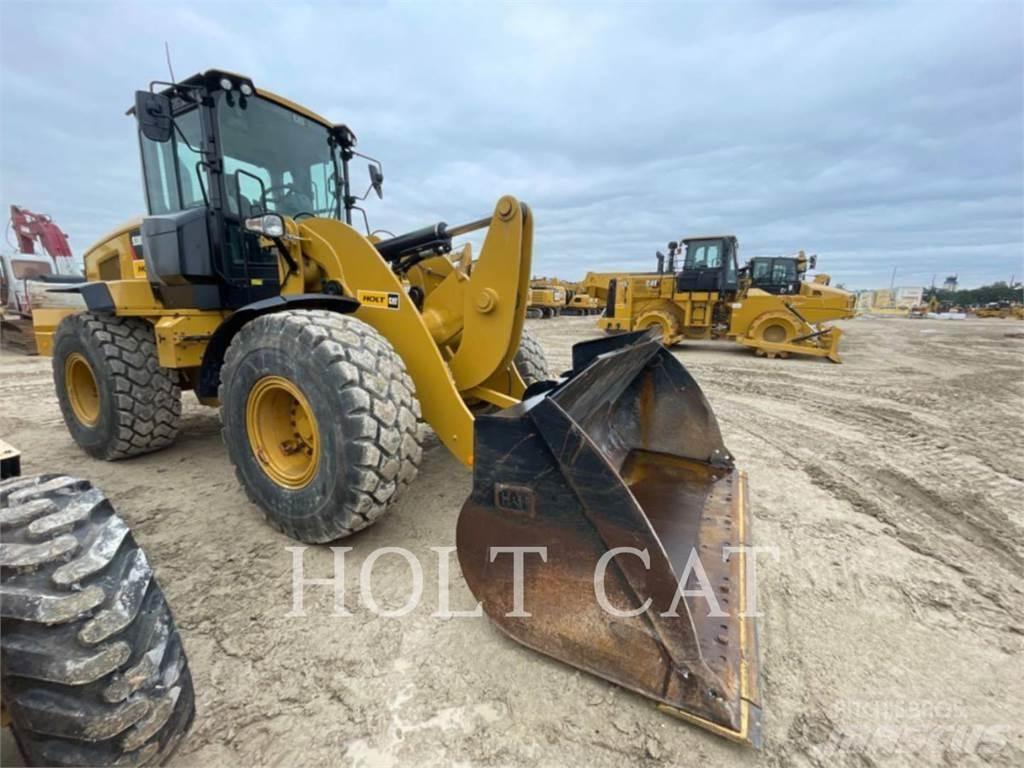 CAT 938M QC Kolové nakladače