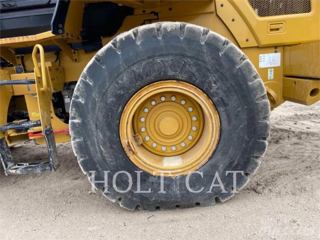 CAT 938M QC Kolové nakladače