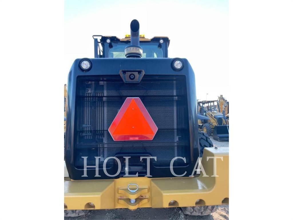 CAT 938M QC Kolové nakladače