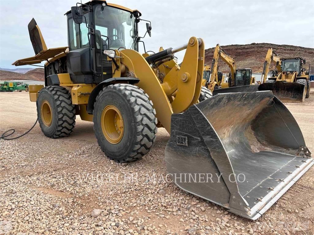CAT 938M QC Kolové nakladače