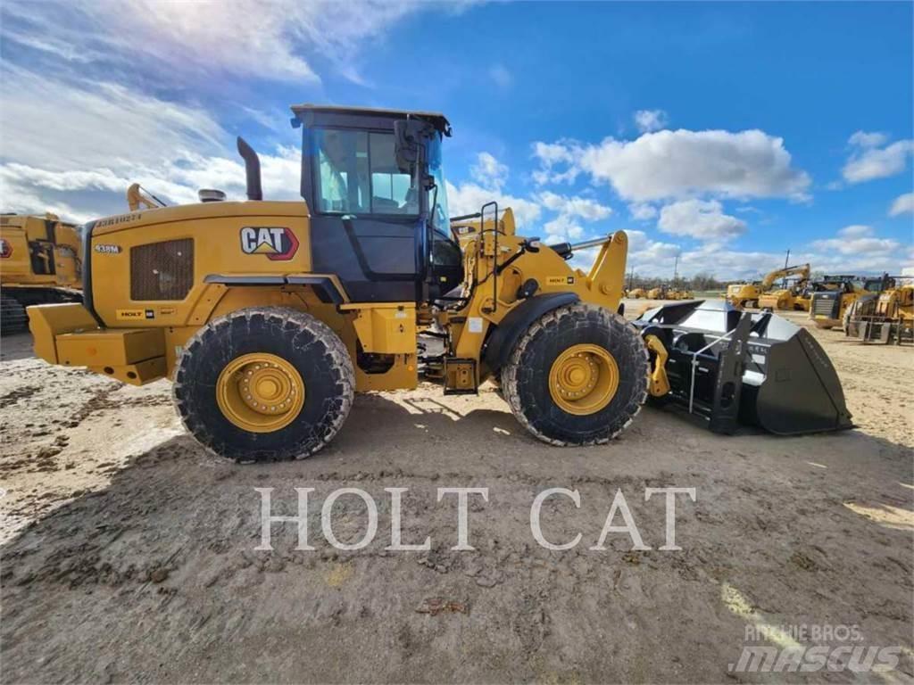 CAT 938M QC Kolové nakladače
