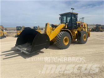 CAT 950 Kolové nakladače