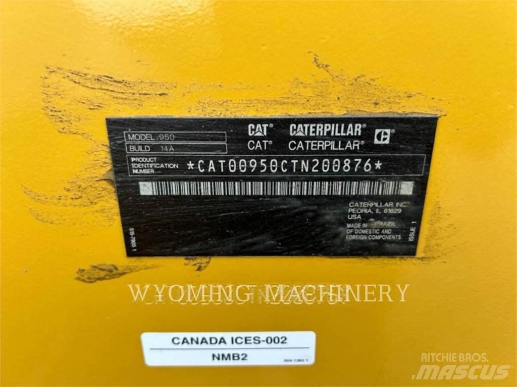 CAT 950 Kolové nakladače