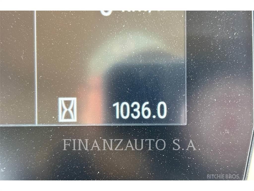 CAT 950 Kolové nakladače
