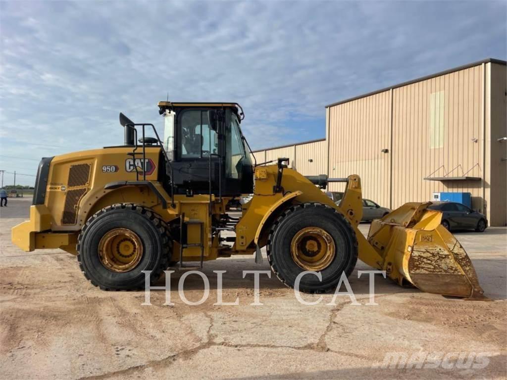CAT 950 Kolové nakladače