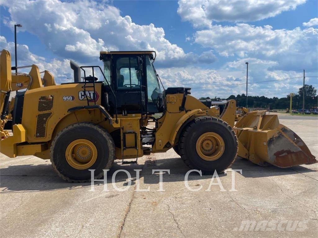 CAT 950 Kolové nakladače