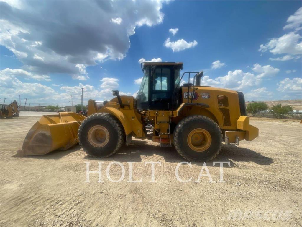 CAT 950 Kolové nakladače