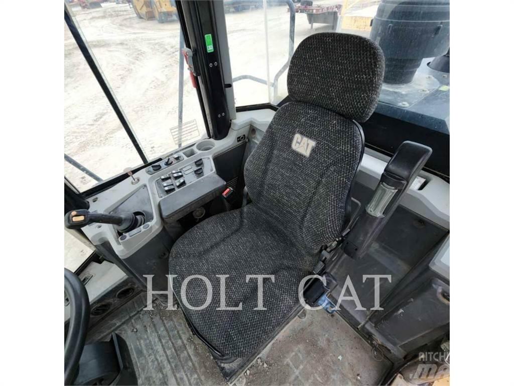 CAT 950GC Kolové nakladače