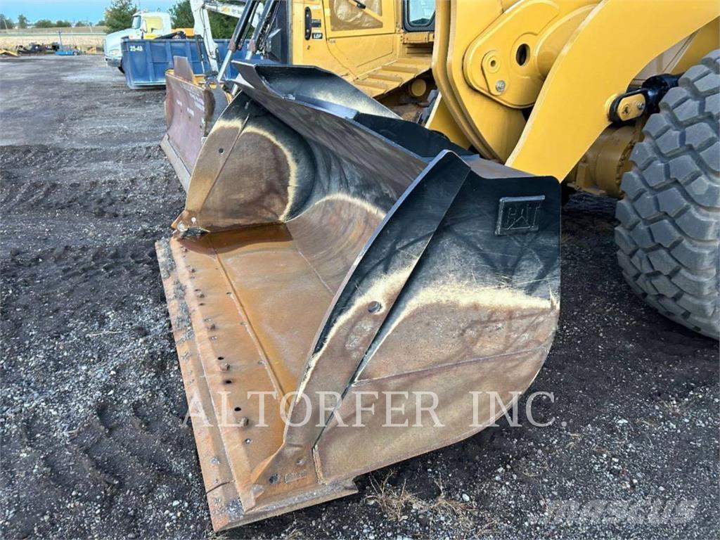 CAT 950GC Kolové nakladače