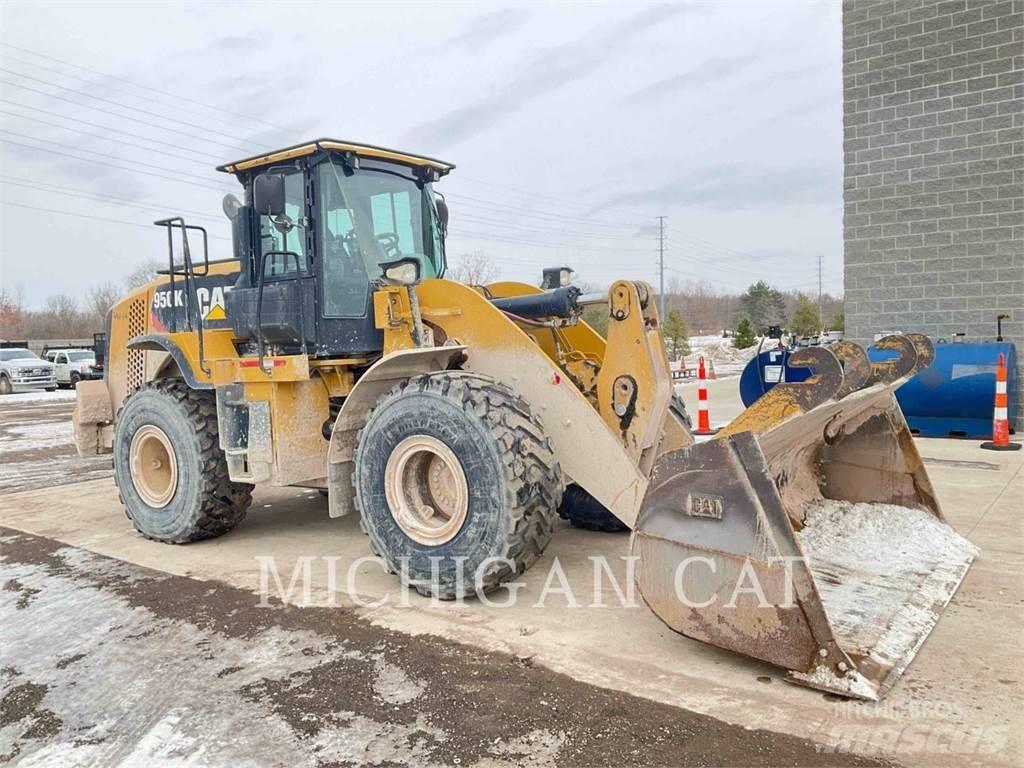 CAT 950K Kolové nakladače