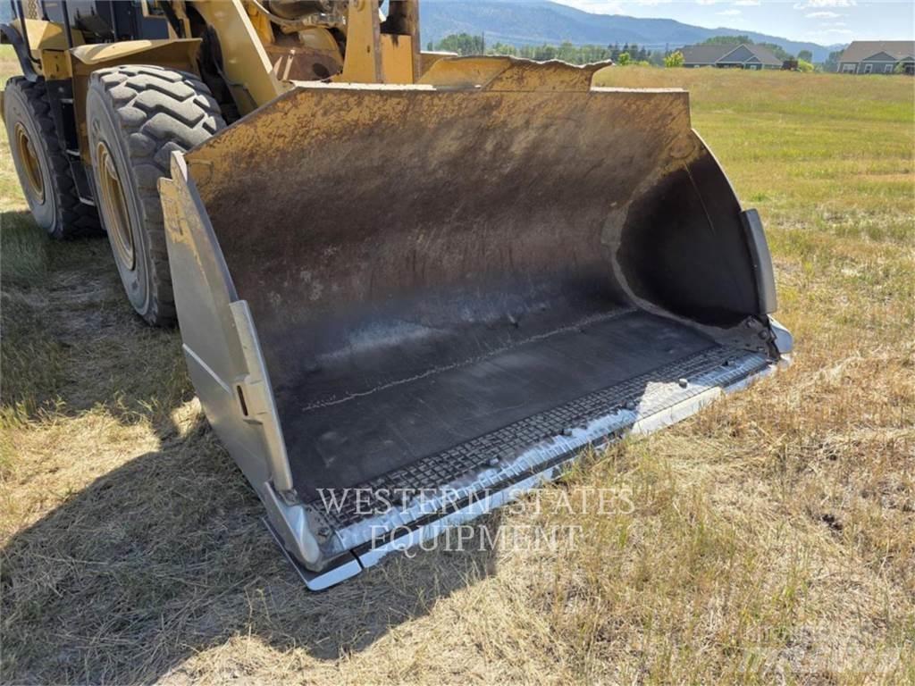 CAT 950K Kolové nakladače