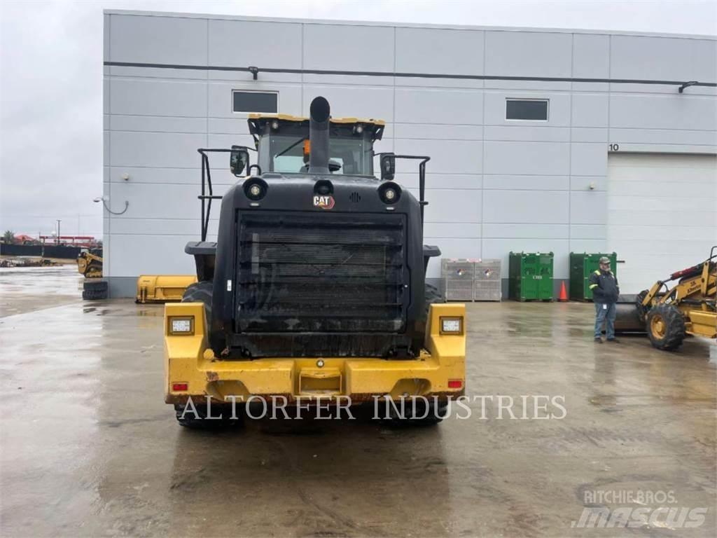CAT 950M Kolové nakladače