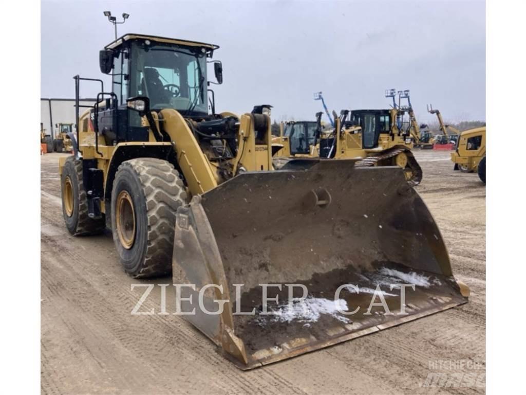 CAT 950M Kolové nakladače