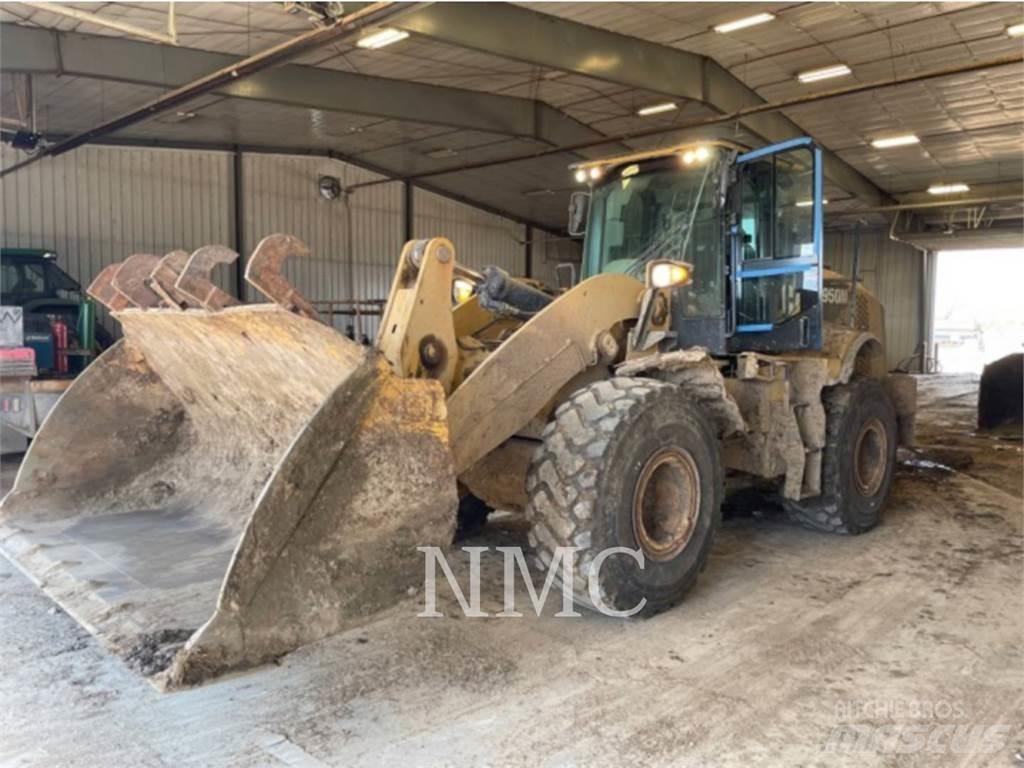 CAT 950M Kolové nakladače